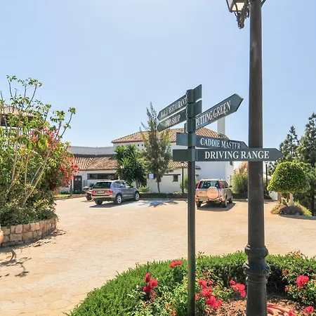 Casa Mimpi Villa *
